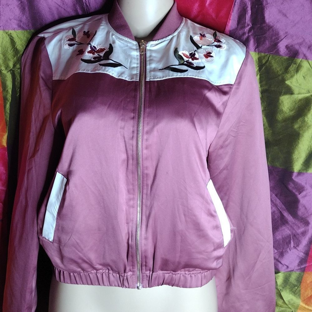 Jacket - Picture 1 of 6